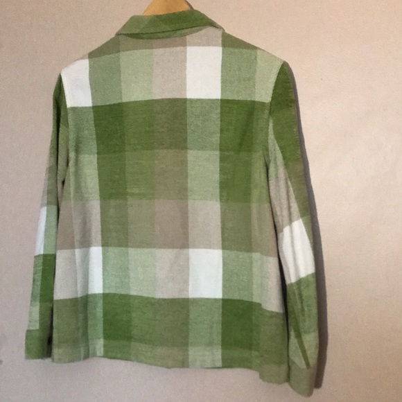 Carroll Reed Plaid Shacket Green and White Size 10P - Picture 5 of 5